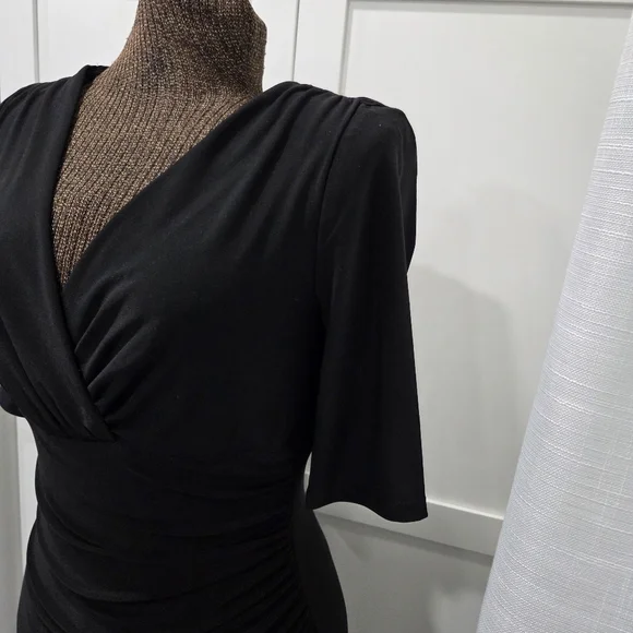 Lauren Ralph Lauren Ruched Surplice Neckline Faux Wrap Dress Size 8 - Picture 5 of 11